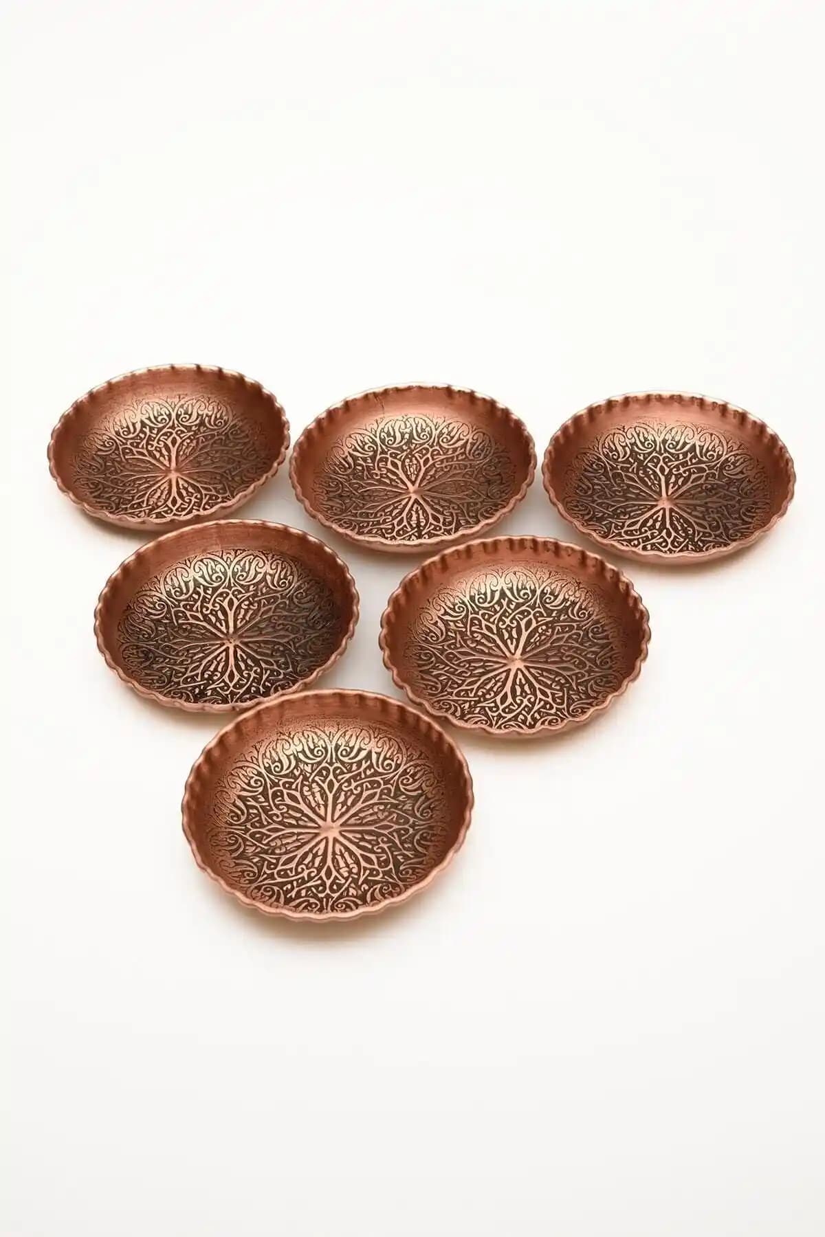 Bakır Çerezlik Seti: Şık ve Dayanıklı Mutfak Aksesuarları İçin Ideal Seçenek