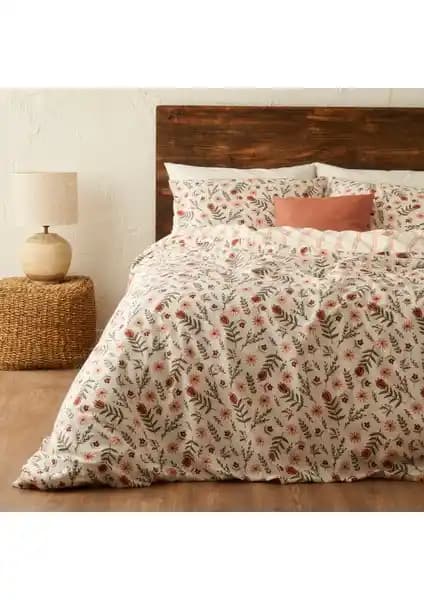 Bella Maison ve Taç Fenerbahçe Nevresim Takımları Karşılaştırması: Kalite ve Tasarım Analizi