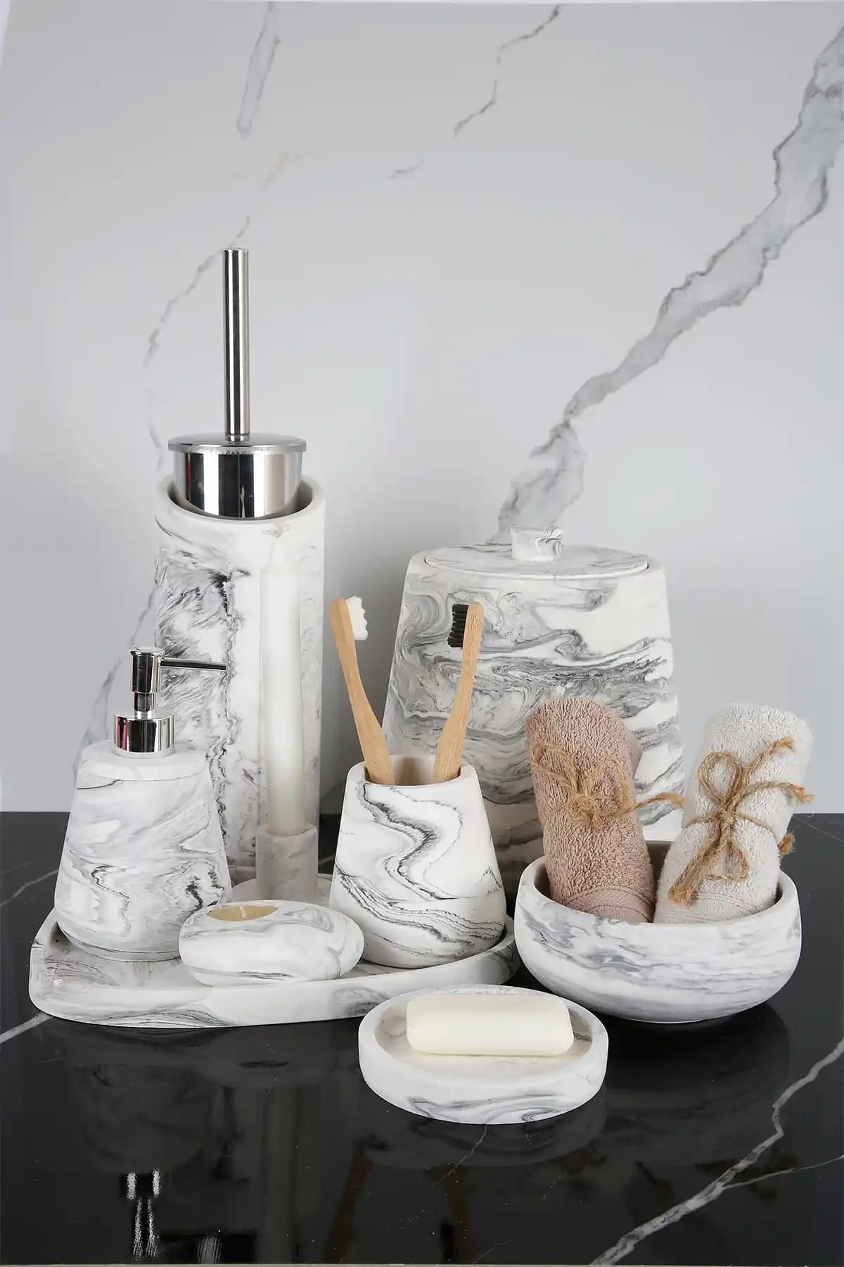 Betonmall 11 Parça Mermer Desenli Beton Banyo Seti: Estetik ve Fonksiyonellik Sunan Modern Tasarım