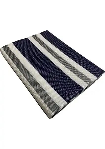 Doğa ile Uyumlu ve Pratik Kullanım Sunan Lacivert Kamp Piknik Hasırı