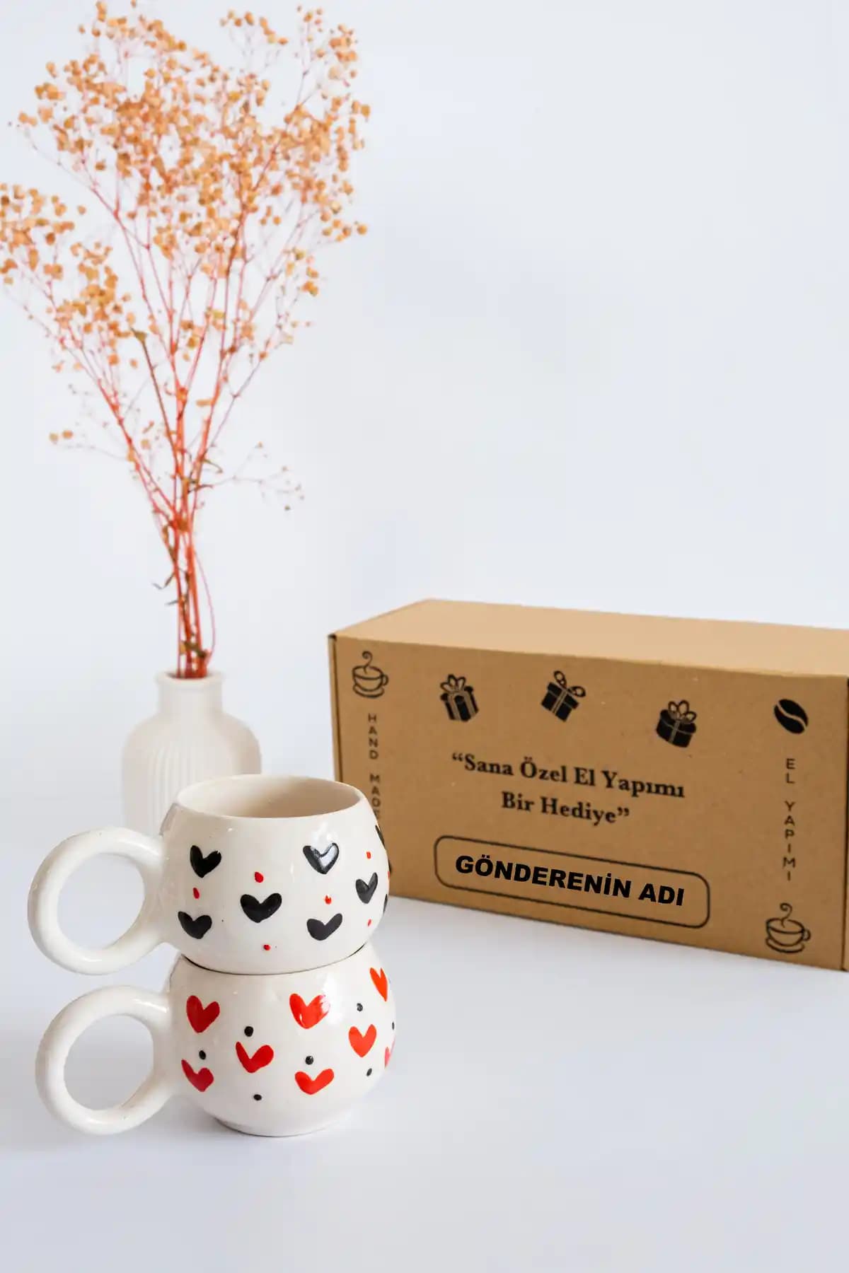 El Yapımı Seramik Kupa Seti Sevgililer Günü İçin Özgün ve Anlamlı Hediye Seçeneği