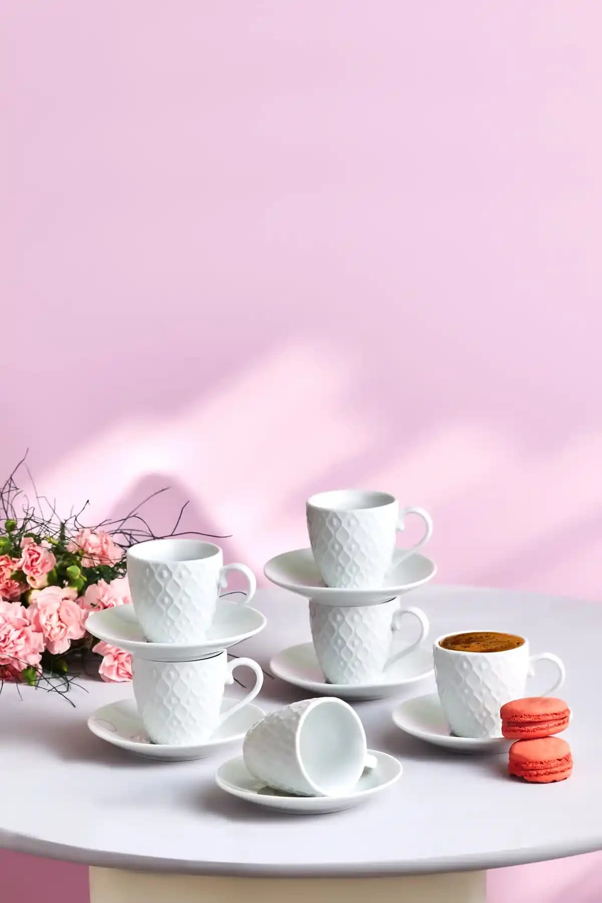 Emsan Yeniköy 6 Kişilik Kahve Fincan Takımı Modern ve Şık Tasarımıyla Öne Çıkıyor