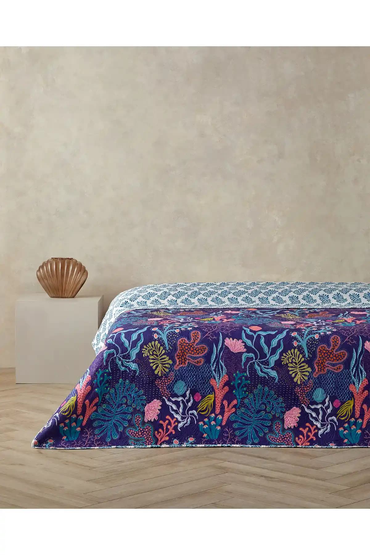 English Home Nautical Dreams Çift Kişilik Çok Amaçlı Yatak Örtüsü: Şıklık ve Fonksiyonellik Bir Arada