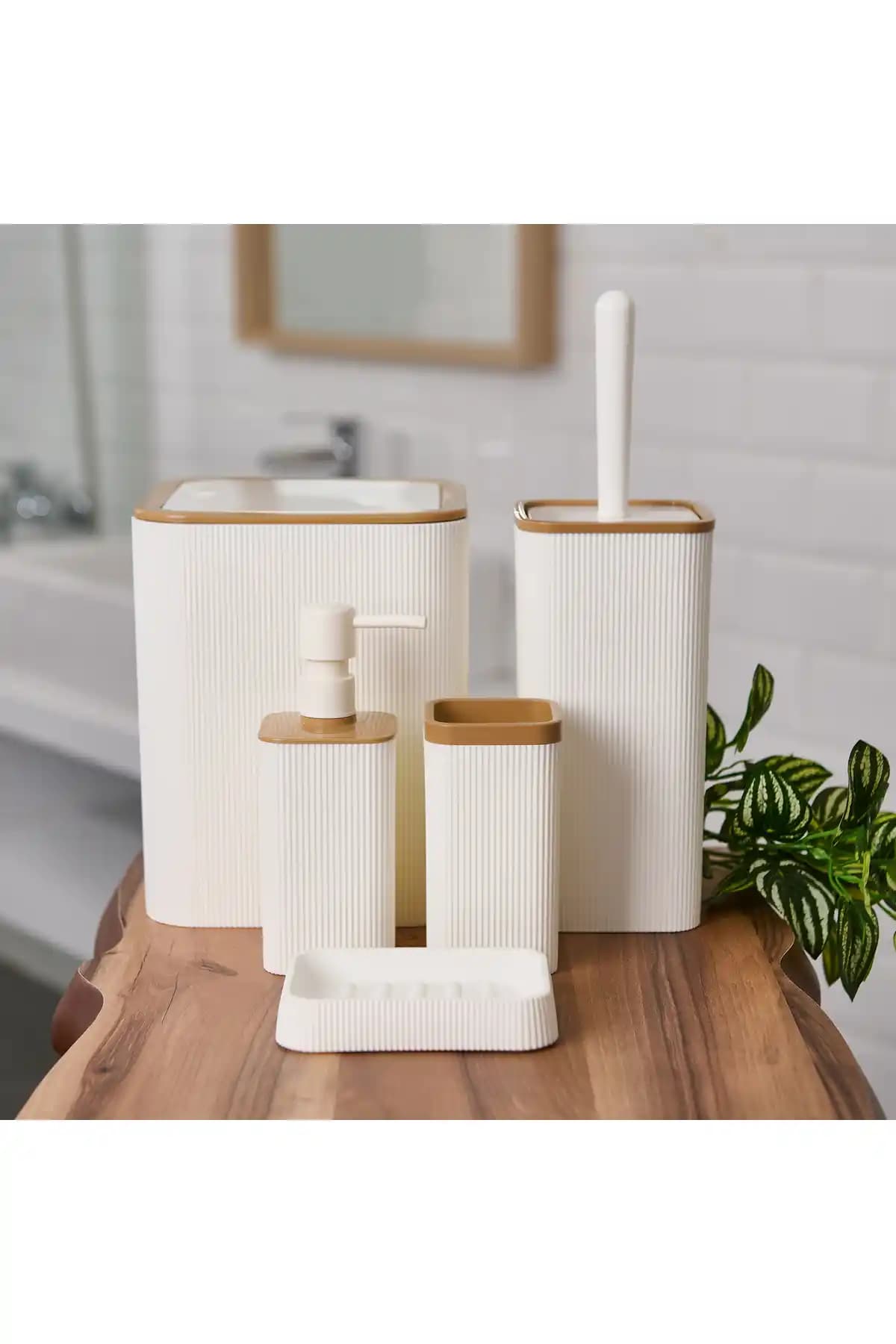 Evidea Bath Mina Due 5'li Banyo Seti Beyaz Modern Tasarım ve Kullanışlılık