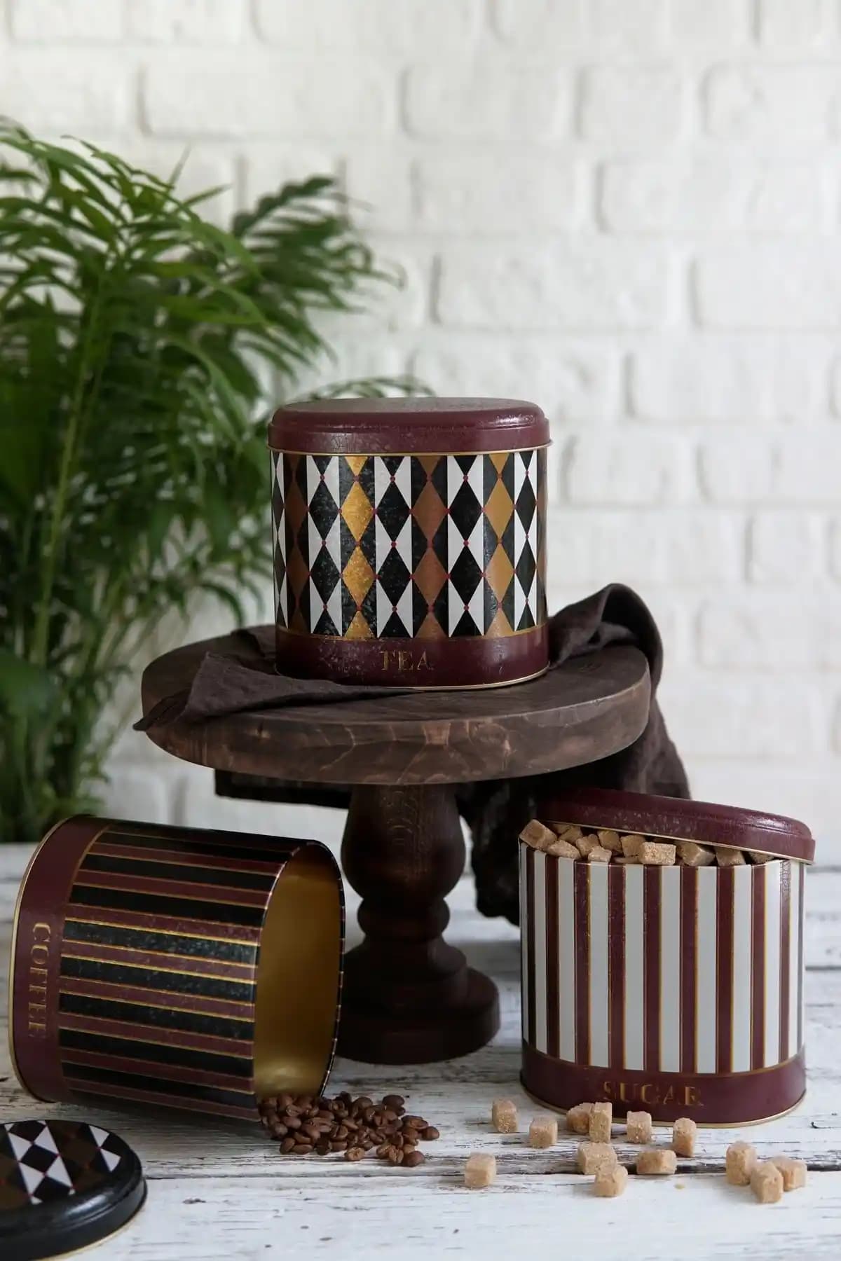 Evle Oval Metal Saklama Kabı Seti 3'lü dayanıklı ve şık mutfak düzeni için ideal