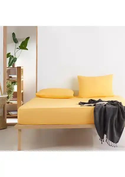 Ezgi Çift Kişilik Lastikli Kumaş Çarşaf: Konfor ve Şıklık Sunan Yatak Örtüsü