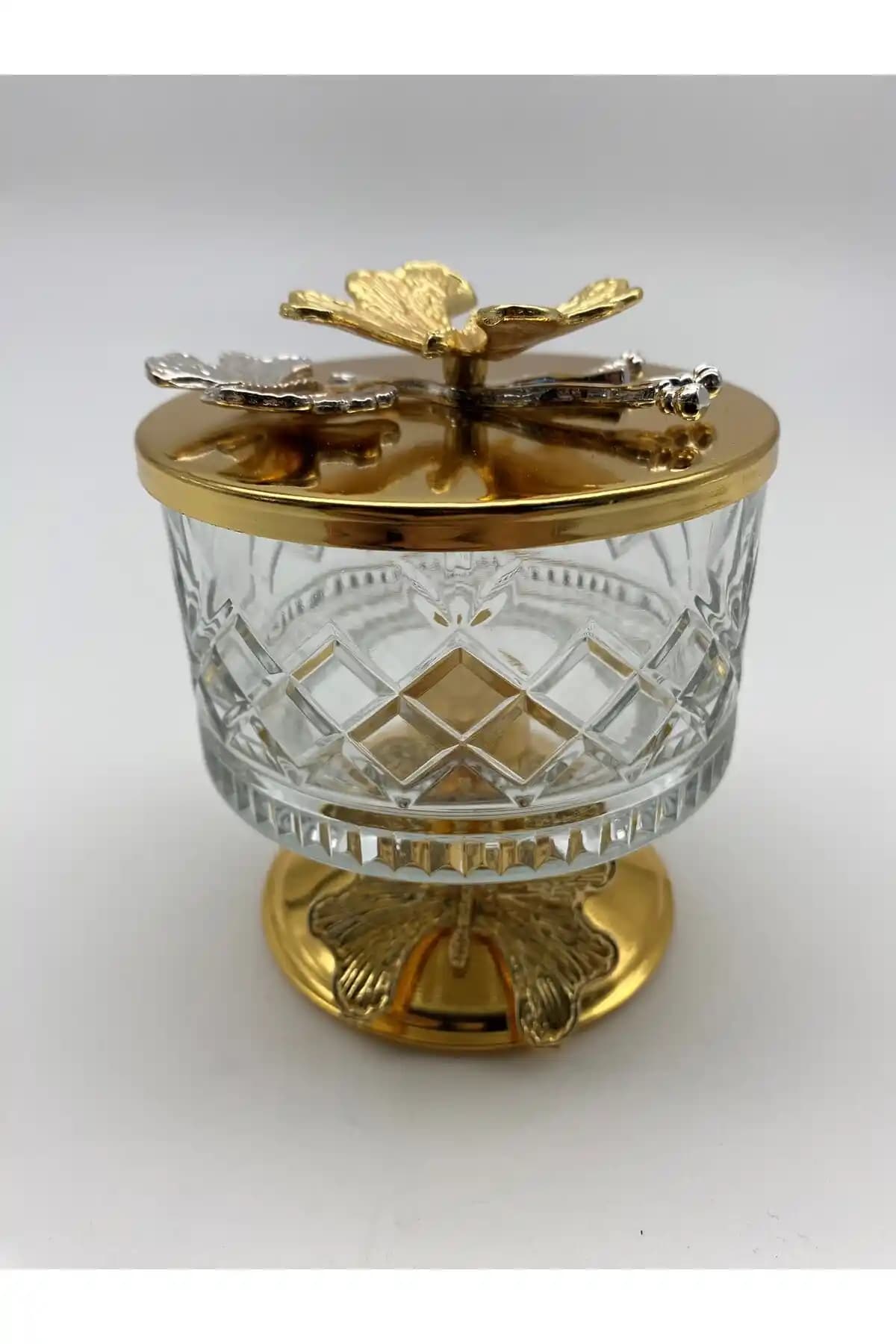Fiyakalı Ürünler Atölyesi Ayaklı Gold Timeless Cam Magnolia Kasesi Şık ve Çok Yönlü Kullanım İçin Tasarlandı