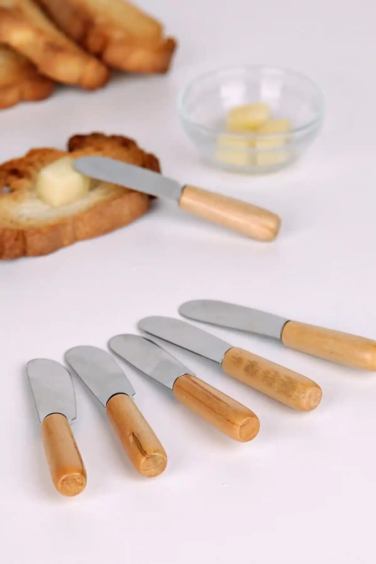 Genel Markalar 6 Parça Bambu Saplı Tereyağı ve Kaymak Bıçağı Seti ile Mutfakta Şıklık ve Pratiklik