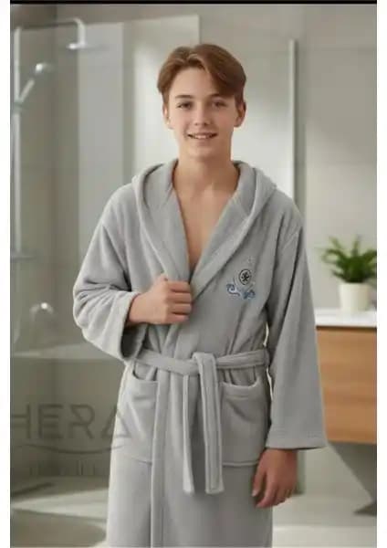 Hera Textile Pamuklu Genç Çocuk Bornozu Kapüşonlu ve Kemerli Şık Tasarım