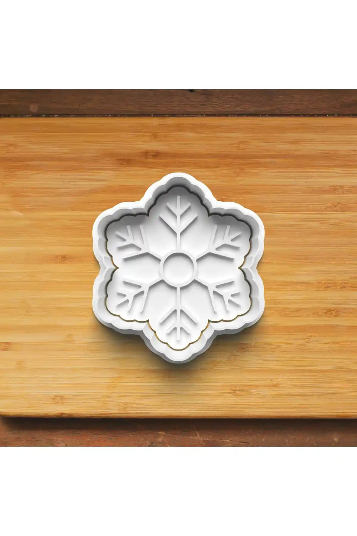 Hobist Snow Flake Kar Tanesi Yılbaşı Kurabiye ve Şeker Hamuru Kalıbı 8-10 cm dayanıklı ve güvenli tasarım