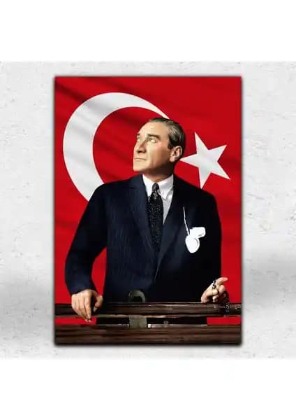 İki Atatürk Portresi Kanvas Tablo Karşılaştırması: Kalite, Dayanıklılık ve Tasarım Analizi