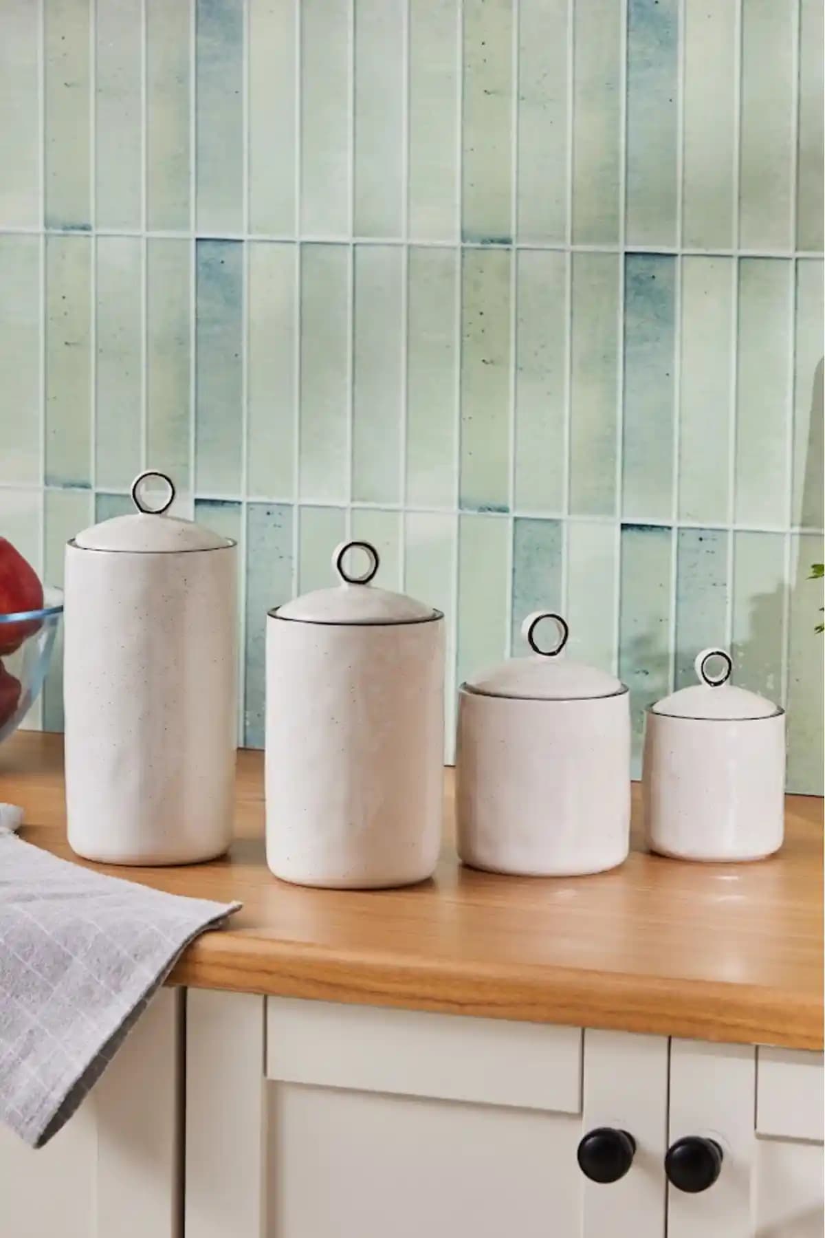 Karaca Lina 4'lü Vakumlu Kapaklı Baharatlık Takımı Modern ve Şık Mutfak Düzeni İçin Ideal