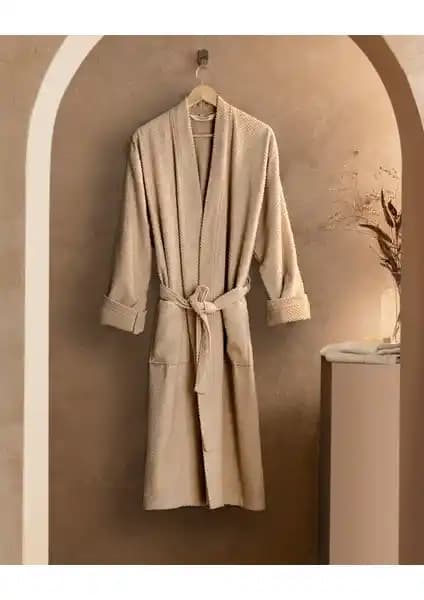 Madame Coco Nicola Kimono Erkek Bornoz ve Soley Minerva Unisex Bornoz Karşılaştırması