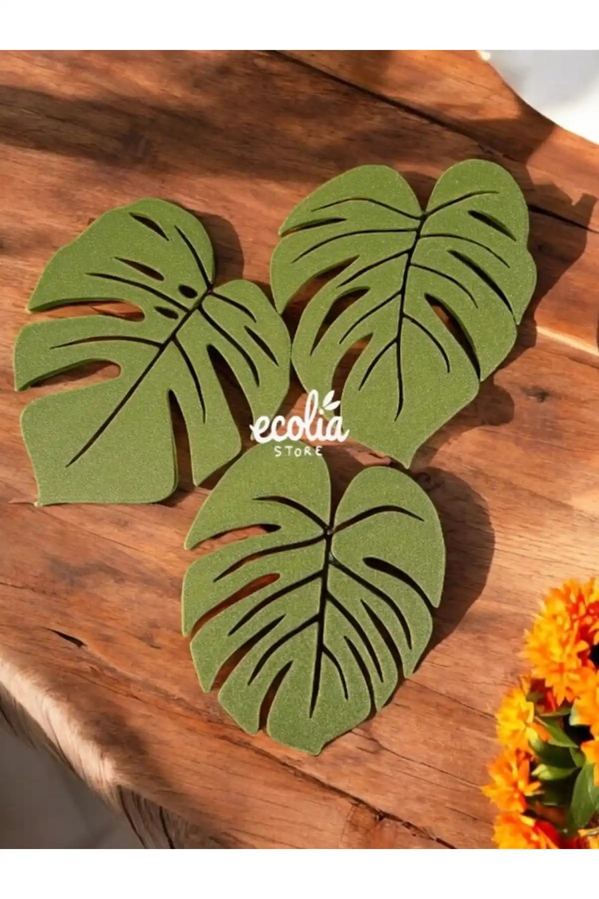 Main Collectibles 3'lü Yeşil Yaprak Desenli Bardak Altlığı Seti: Estetik ve Fonksiyonellik Bir Arada