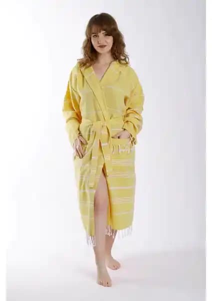 Mira Home Kapüşonlu Pamuklu Peştemal Bornozları ile Konfor ve Şıklık