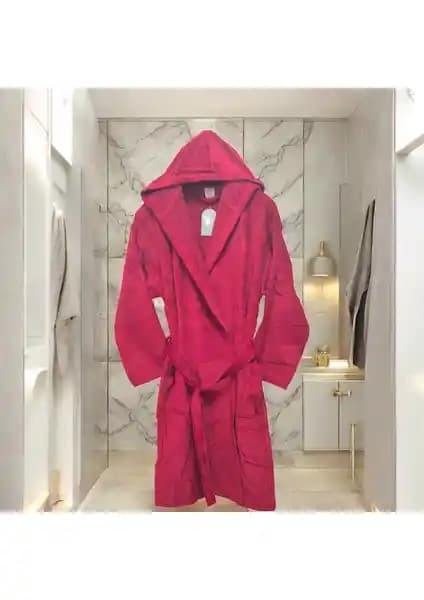 MySoft Home Kadife Kapüşonlu Bornoz: Yumuşak ve Şık Ev Giyim Ürünü