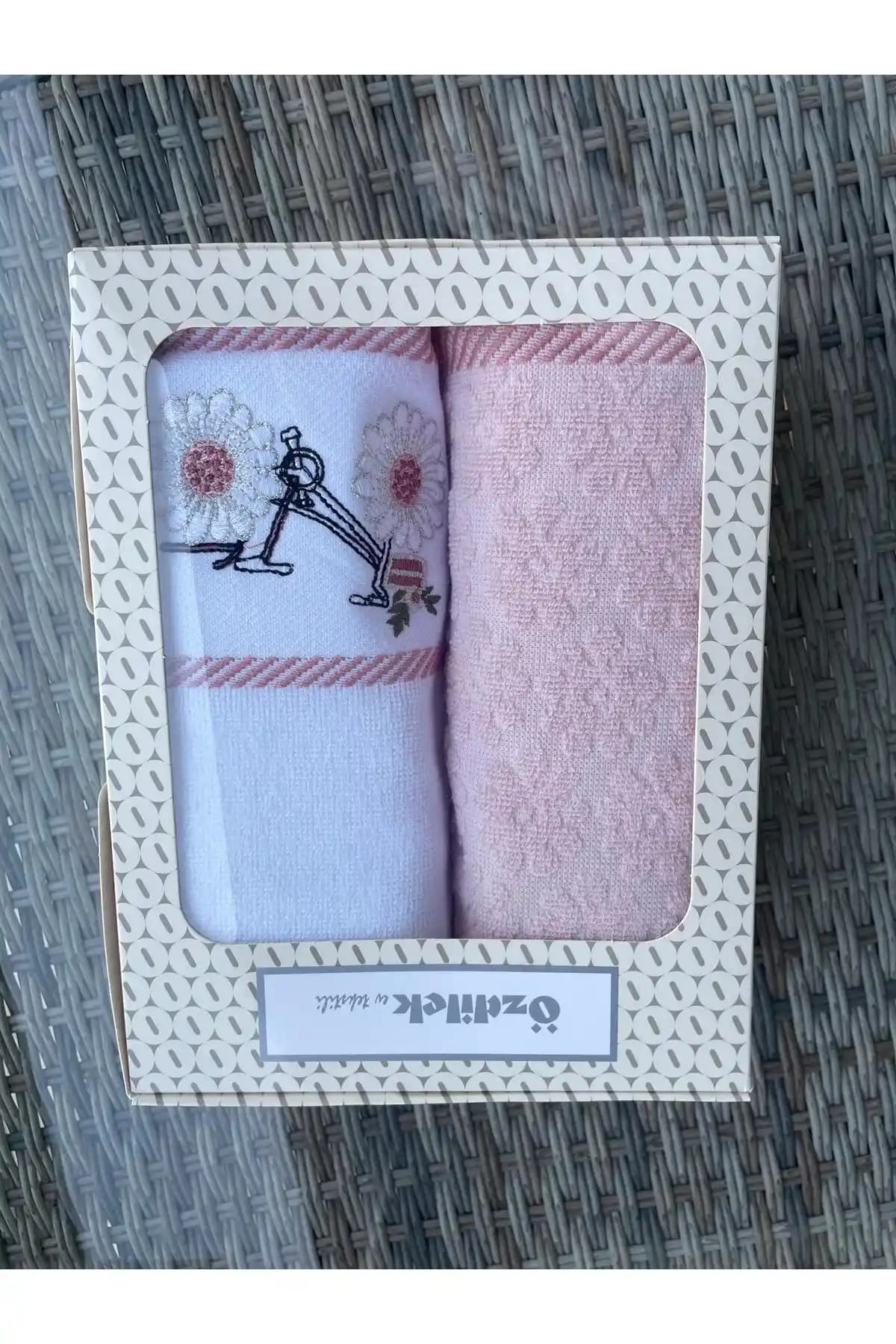 Özdilek Daisy Border 2'li Kutulu Havlu: Şık ve Fonksiyonel Banyo Tekstili