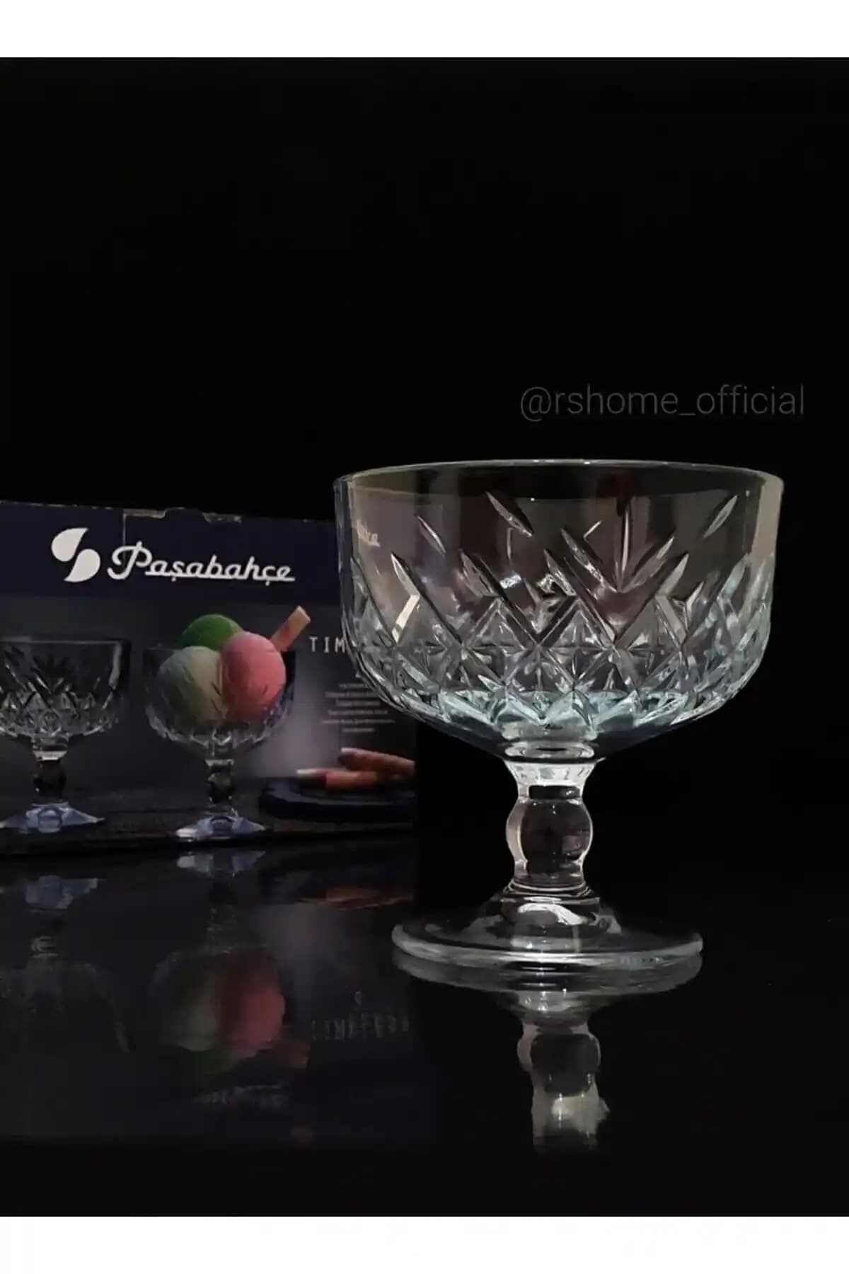 Paşabahçe 440211 Ayaklı Dondurma ve Magnolya Kasesi Şık ve Dayanıklı Cam Tasarımıyla Mutfaklarınızı Güzelleştirir