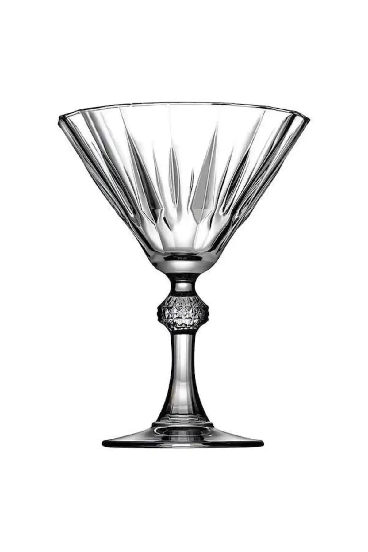 Paşabahçe 6'lı Diamond Ayaklı Bardak Dondurmalık Modern ve Çok Yönlü Tasarım