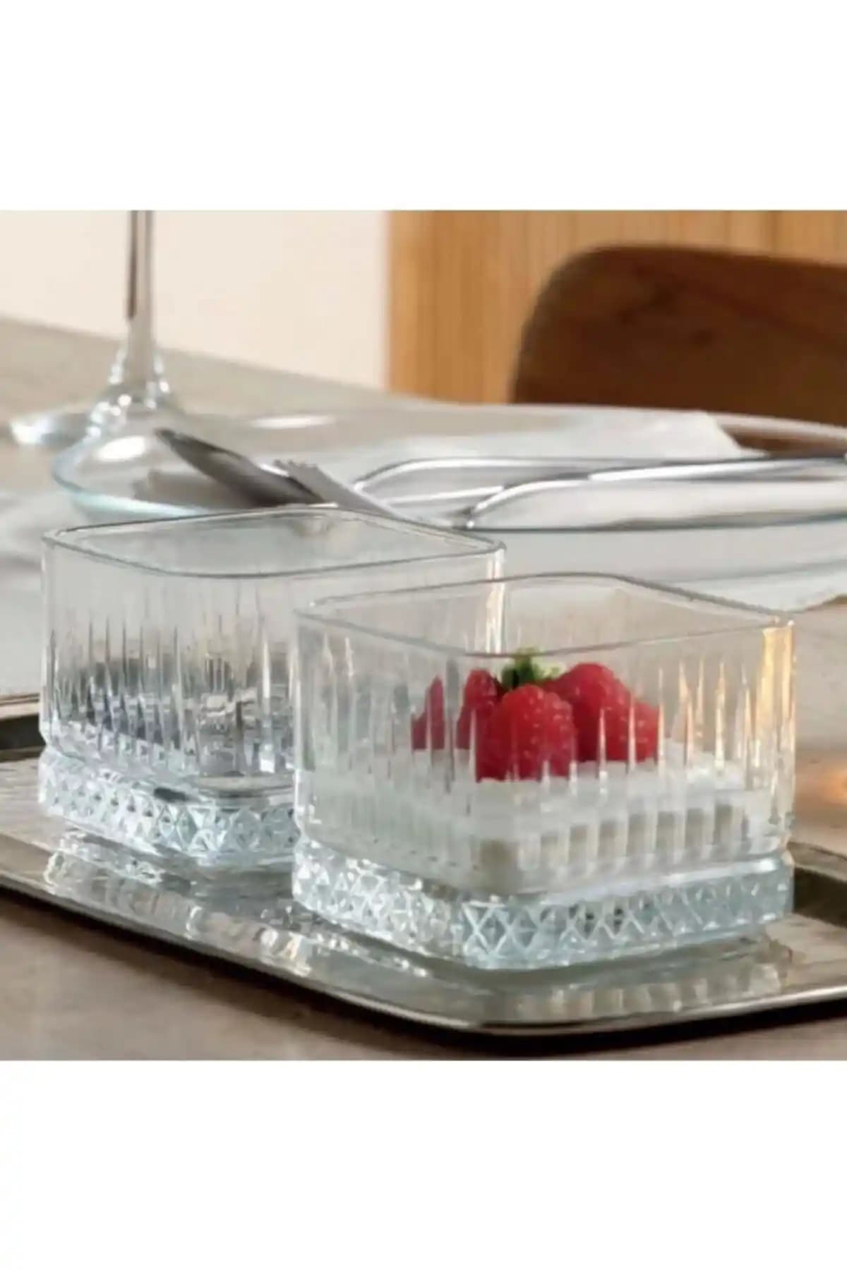 Paşabahçe Elysia Kare Çerezlik: Estetik ve Dayanıklı Cam Mutfak Aksesuarı