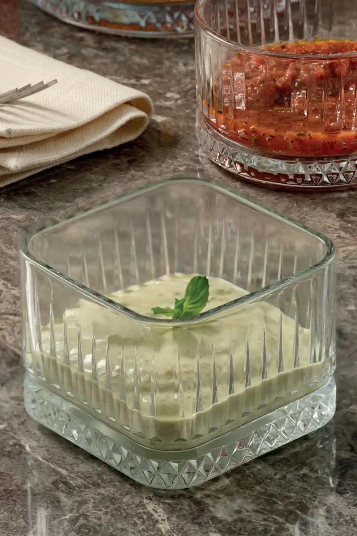 Paşabahçe Elysia Kare Çerezlik Seti Estetik ve Fonksiyonellik Bir Arada