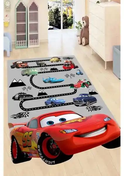 Resmiro Çocuk Halıları Karşılaştırması: Şimşek McQueen ve Trafik Temalı Modeller
