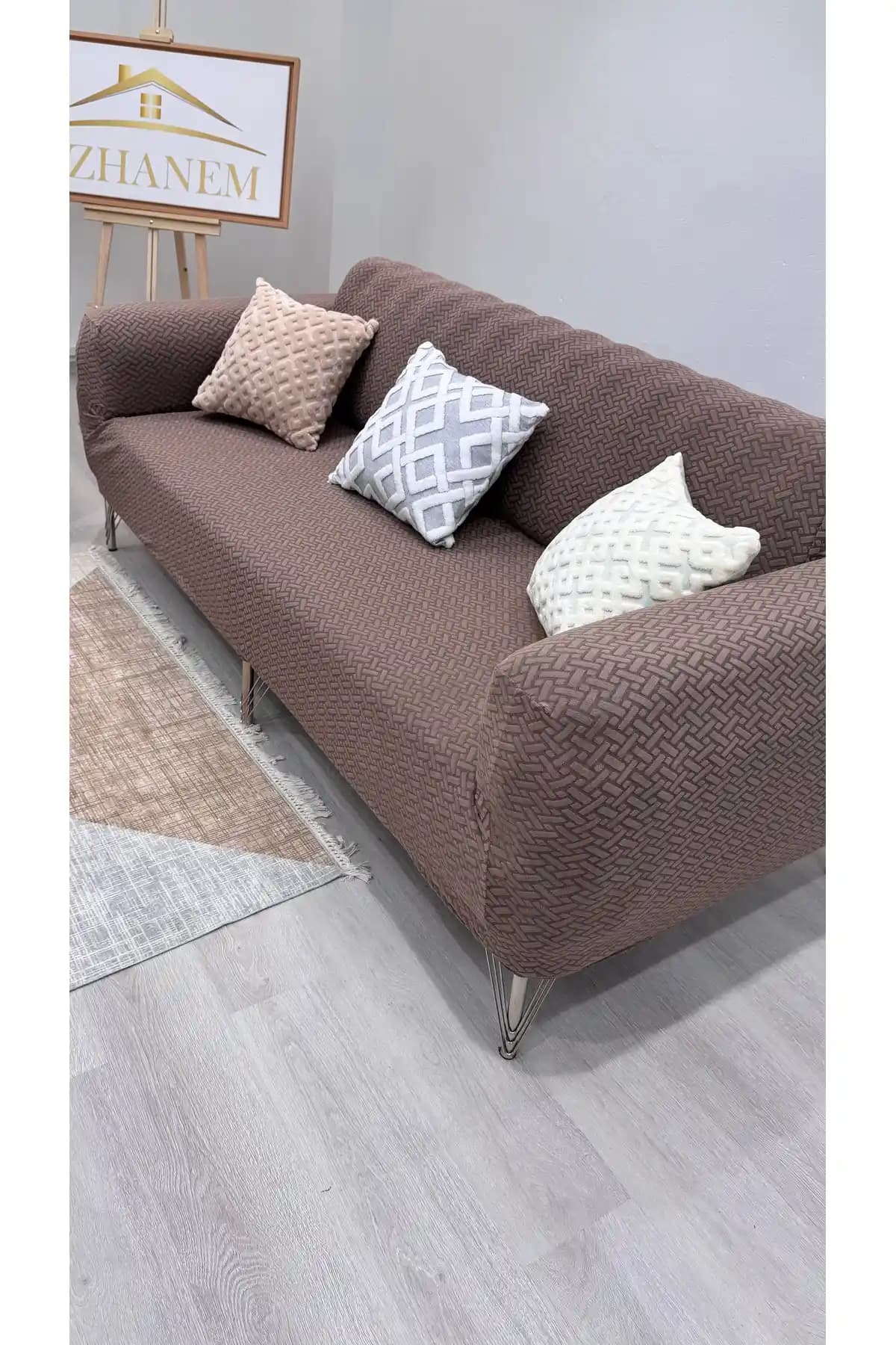 Uzhanem Koltuk Kılıfı: Şık ve Dayanıklı Koruma Çözümü Modern Oturma Alanları İçin