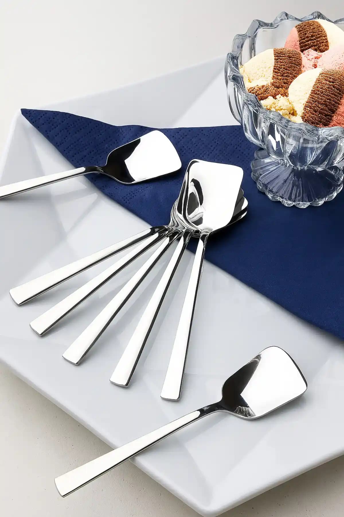 WuuQ Lüx 6'lı Tatlı ve Dondurma Kaşığı Seti Modern ve Dayanıklı Tasarım