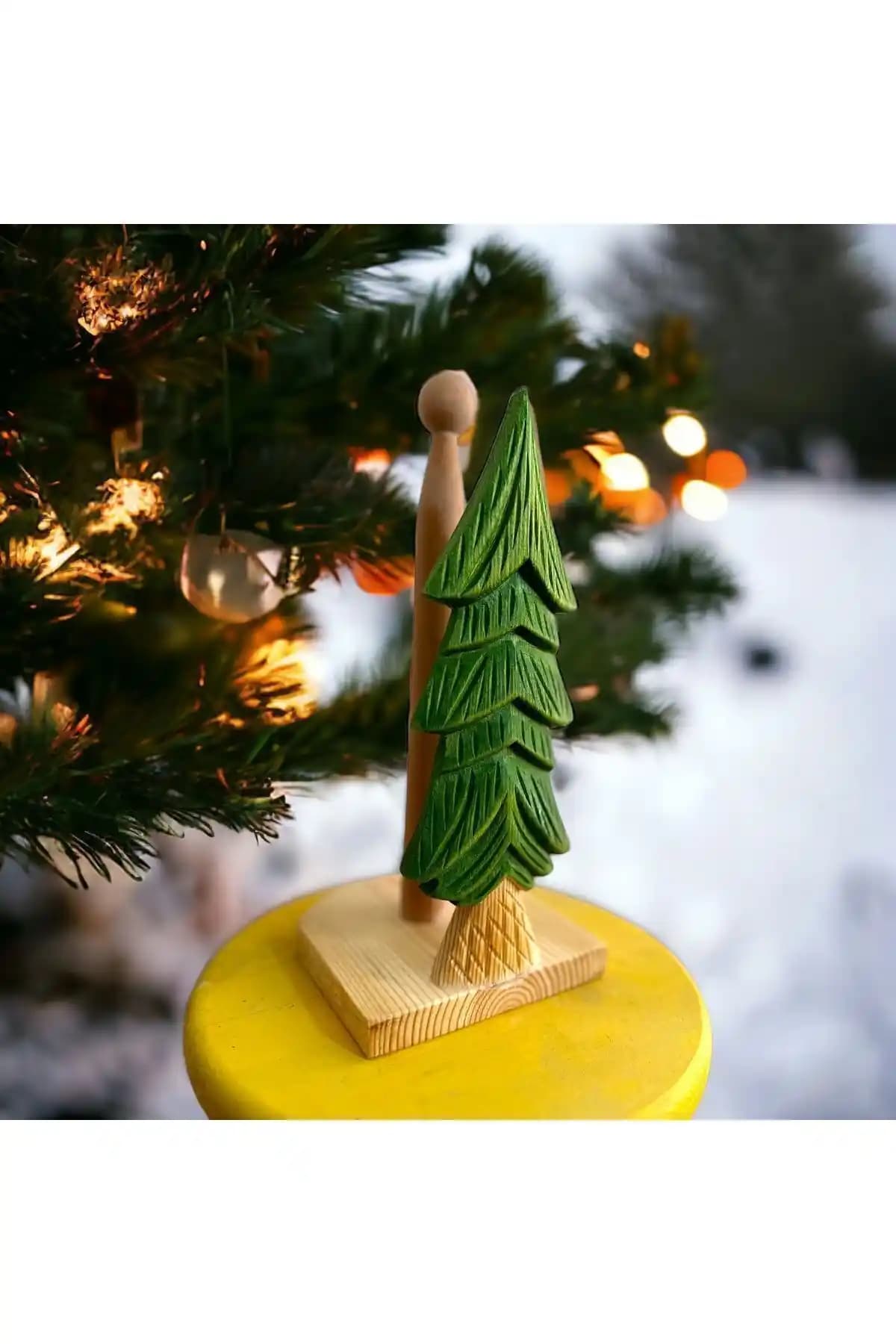 Yılbaşı Konseptli Bambu Kağıt Rulo Havlu Standı Estetik ve Fonksiyonel Tasarım