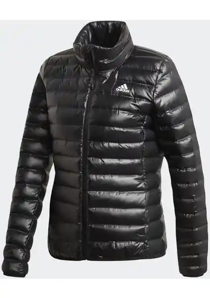 adidas Kadın Hafif Kuş Tüyü Yalıtımlı Mont: Modern Tasarım ve Yüksek Performanslı Kış Giyim