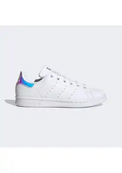 Adidas Originals FX7521 Stan Smith Ayakkabıları: Sürdürülebilirlik ve Şıklık Bir Arada