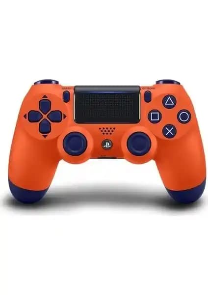 Crk Teknoloji ve Sony PS4 Dualshock 4 V2 Karşılaştırması: Hangi Kontrolcü Daha İyi
