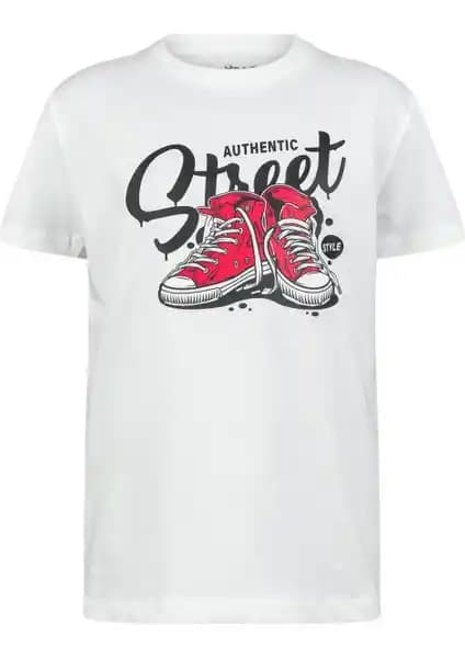 Doğa Dostu ve Şık Çocuk Baskılı T-Shirt 221 Sürdürülebilir Malzemelerle Konfor Sunar