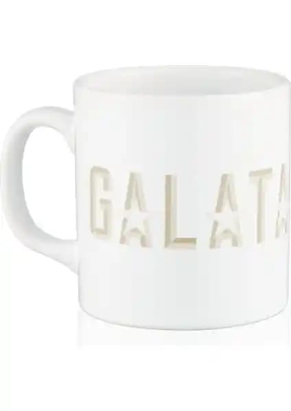 Galatasaray 5 Yılz Detaylı Mug: Takım Sevgisini Günlük Yaşama Taşıyan Şık Kupa