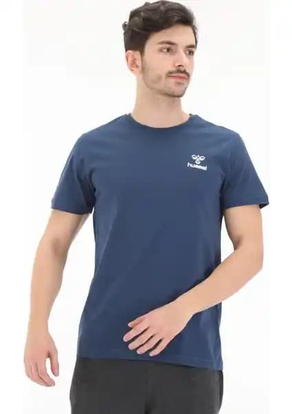 Hummel Kevins Erkek Tişört 910995-7818: Şık ve Konforlu Günlük Spor Giyim Parçası