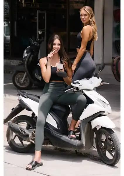 Jerf Gela Yüksek Bel Spor Taytı: Fonksiyonellik ve Şıklığın Birleşimi