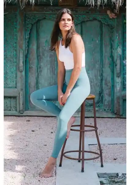 Jerf Gela Yüksek Bel Spor Taytı: Performans ve Şıklığın Modern Buluşması (75-90 karakter)