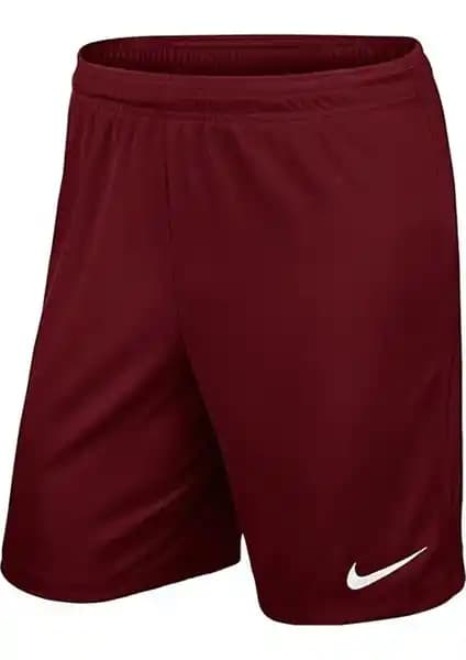 Nike Park II Erkek Spor Şort İncelemesi: Hafif, Esnek ve Dayanıklı Spor Giyim Seçeneği