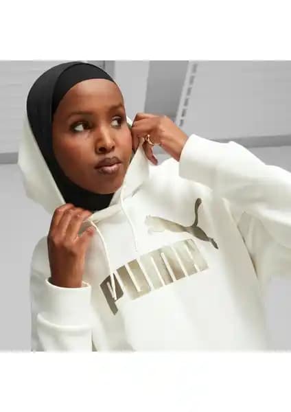 Puma Ess+ Metalik Logo Kadın Sweatshirt Modern Tasarım ve Konfor Sunar