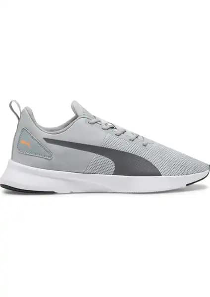 Puma Flyer Runner Erkek Koşu Ayakkabısı Günlük ve Spor Kullanım İçin Modern Tasarım