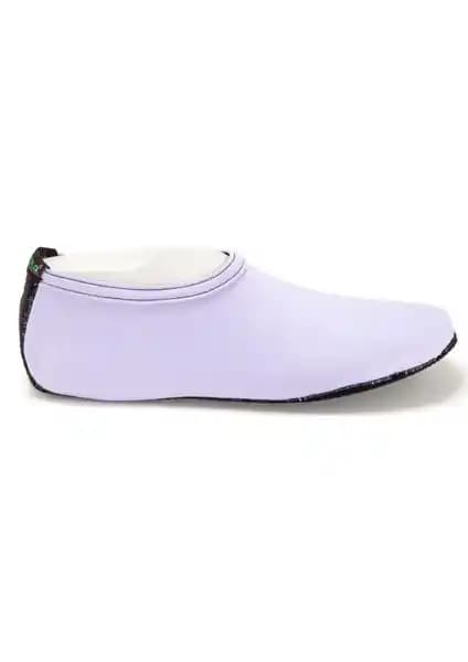 Savana Kaymaz Havuz Patiği: Güvenli ve Konforlu Ayak Koruma Çözümü