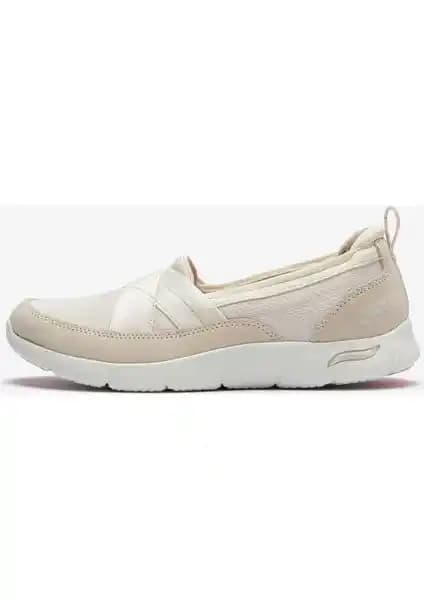 Skechers ARCH FİT REFİNE Kadın Günlük Ayakkabı Konfor ve Şıklık Sunan Modern Tasarım