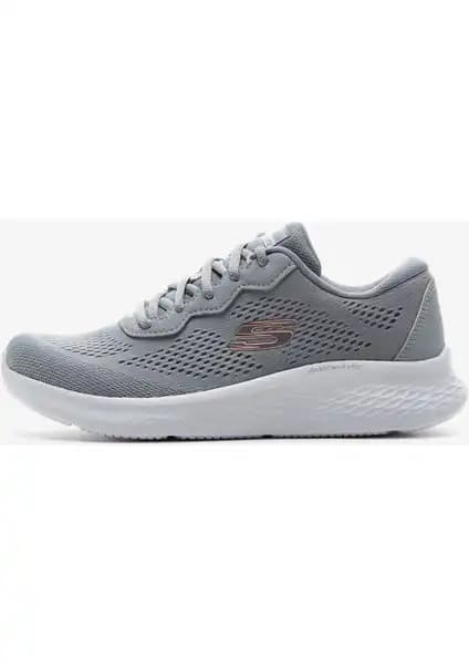 Skechers Kadın Gri Spor Ayakkabı Konfor ve Şıklık Sunan Modern Tasarım ve Özellikler