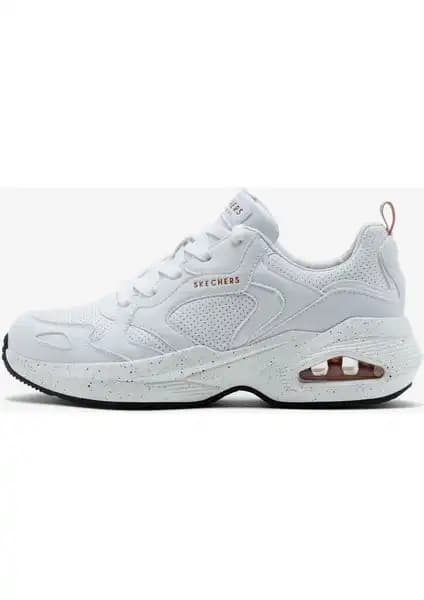 Skechers M-Uno Out Street Fun Kadın Beyaz Sneakers: Modern Tasarım ve Konfor Bir Arada