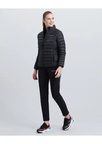 Skechers W Turtle Neck Essential Siyah Kadın Montu Günlük Kullanım ve Soğuk Hava Şartları İçin Uygun