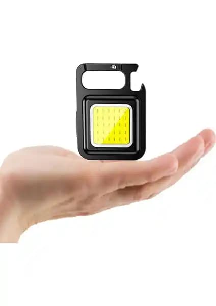 UniChrome LED Anahtarlıklı El Feneri: Kompakt Tasarım ve Çok Yönlü Kullanım Özellikleri