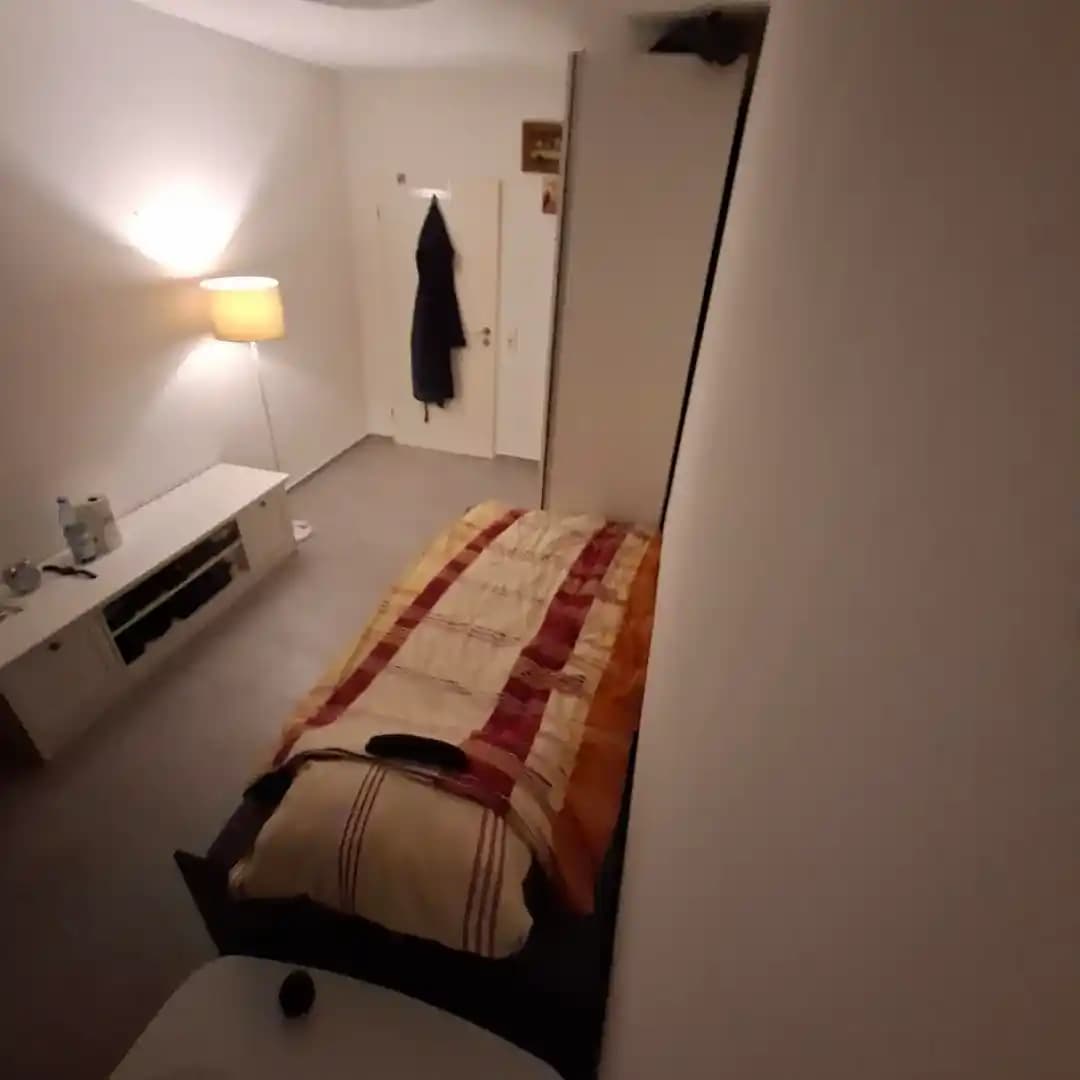 Az Alanlı Minimalist Yaşam Alanları İçin Fonksiyonel Tasarım ve Dekorasyon Önerileri