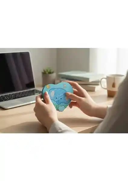 Çerçi Melek Taraklı Kalp Şekli Küçük Çanta Aynası: Estetik ve Pratik Kullanım İçin