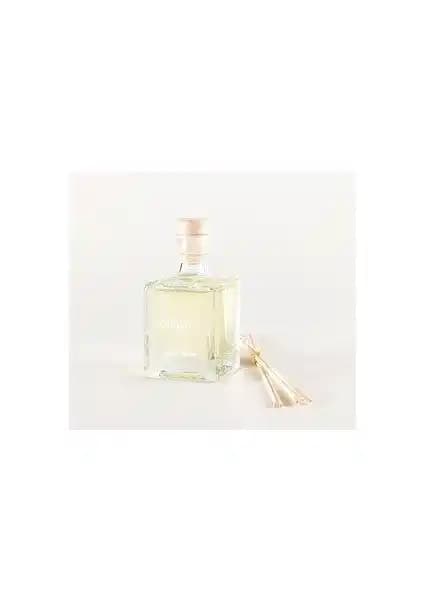 Chakra Oda Kokusu Oriental Amber 100 ml: Sıcak ve Derin Atmosfer Yaratıcı Koku Çözümü