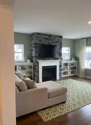 Duvar Renkleri, Raflar ve Şömine Tasarımında Uyumlu Seçimlerin Önemi ve Etkileri